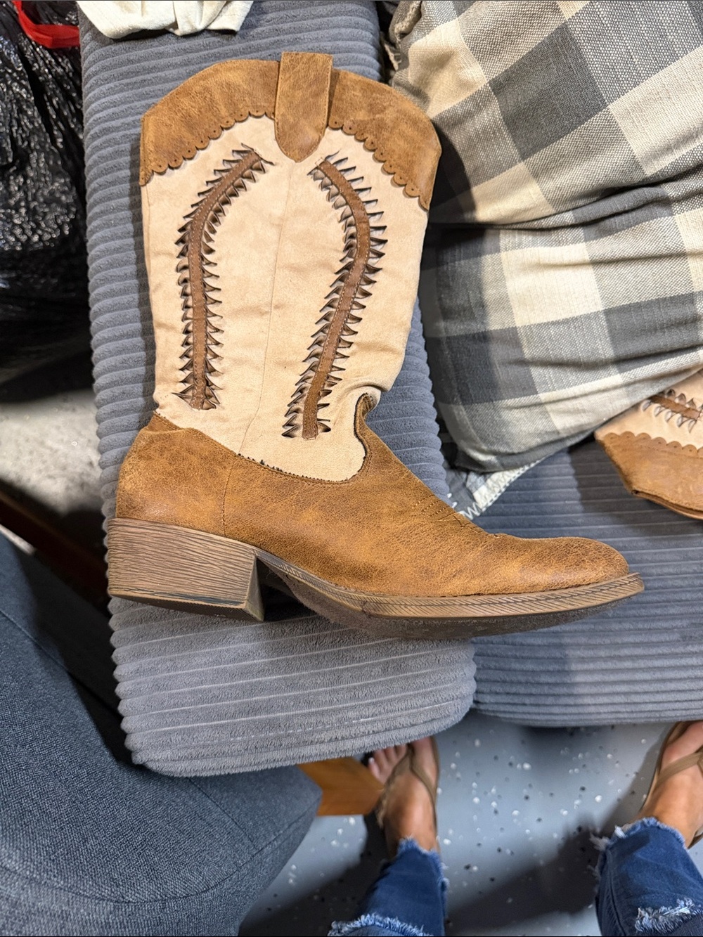 Classic Two-Tone Tan Women’s Lace Up Western Boots